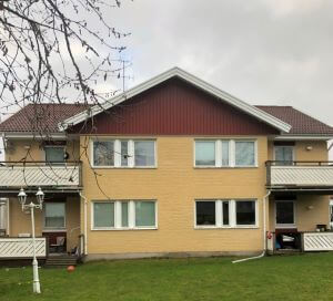 Bild på baksidan av fastigheten i Landsbro